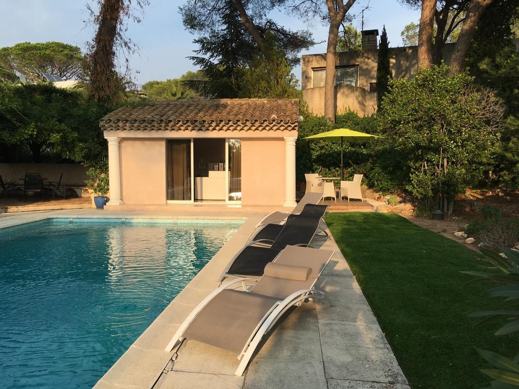 Villa Charme Et Detente Saint-Raphaël Exterior foto